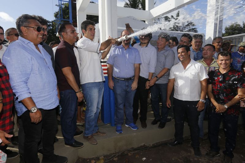 GOVERNADOR NO MUNICIPIO DE SOURE - PARÁ

FOTO: MARCELO SEABRA / AGÊNCIA PARÁ
DATA: 03.07.2019
SOURE - PARÁ <div class='credito_fotos'>Foto: Marcelo Seabra / Ag. Pará   |   <a href='/midias/2019/originais/2837__mg_2148.jpg' download><i class='fa-solid fa-download'></i> Download</a></div>