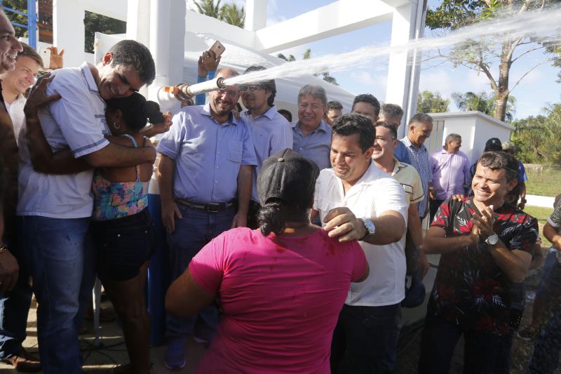 GOVERNADOR NO MUNICIPIO DE SOURE - PARÁ

FOTO: MARCELO SEABRA / AGÊNCIA PARÁ
DATA: 03.07.2019
SOURE - PARÁ <div class='credito_fotos'>Foto: Marcelo Seabra / Ag. Pará   |   <a href='/midias/2019/originais/2837__mg_2206.jpg' download><i class='fa-solid fa-download'></i> Download</a></div>
