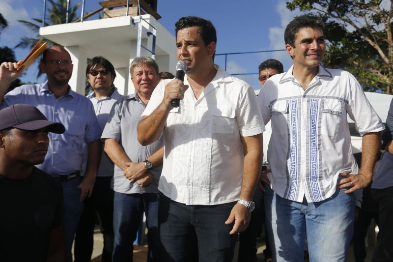 GOVERNADOR NO MUNICIPIO DE SOURE - PARÁ

FOTO: MARCELO SEABRA / AGÊNCIA PARÁ
DATA: 03.07.2019
SOURE - PARÁ <div class='credito_fotos'>Foto: Marcelo Seabra / Ag. Pará   |   <a href='/midias/2019/originais/2837__mg_2329.jpg' download><i class='fa-solid fa-download'></i> Download</a></div>