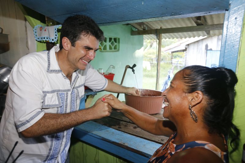 GOVERNADOR NO MUNICIPIO DE SOURE - PARÁ

FOTO: MARCELO SEABRA / AGÊNCIA PARÁ
DATA: 03.07.2019
SOURE - PARÁ <div class='credito_fotos'>Foto: Marcelo Seabra / Ag. Pará   |   <a href='/midias/2019/originais/2837__mg_2425.jpg' download><i class='fa-solid fa-download'></i> Download</a></div>