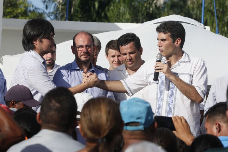 GOVERNADOR NO MUNICIPIO DE SOURE - PARÁ

FOTO: MARCELO SEABRA / AGÊNCIA PARÁ
DATA: 03.07.2019
SOURE - PARÁ <div class='credito_fotos'>Foto: Marcelo Seabra / Ag. Pará   |   <a href='/midias/2019/originais/2837__mg_9136.jpg' download><i class='fa-solid fa-download'></i> Download</a></div>