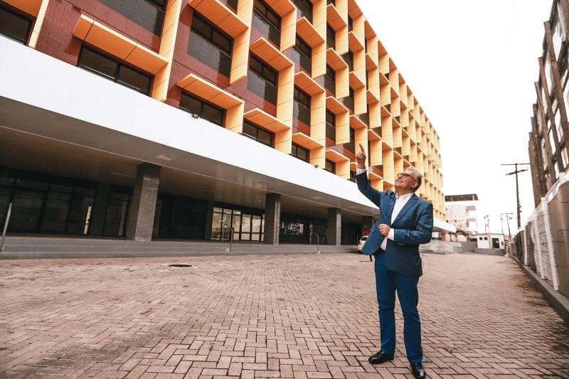  VISITA AO HOSPITAL REGIONAL DE ITAITUBA - Secretário Estadual de saúde Alberto Beltrame, sec regional Henderson Pinto e Sec de Obras Rui Cabral, vista hospital regional de Itaituba. 

FOTO: MARCO SANTOS / AGÊNCIA PARÁ
DATA: 08.07.2019
ITAITUBA - PARÁ <div class='credito_fotos'>Foto: Marco Santos / Ag. Pará   |   <a href='/midias/2019/originais/2870_img_5158.jpg' download><i class='fa-solid fa-download'></i> Download</a></div>