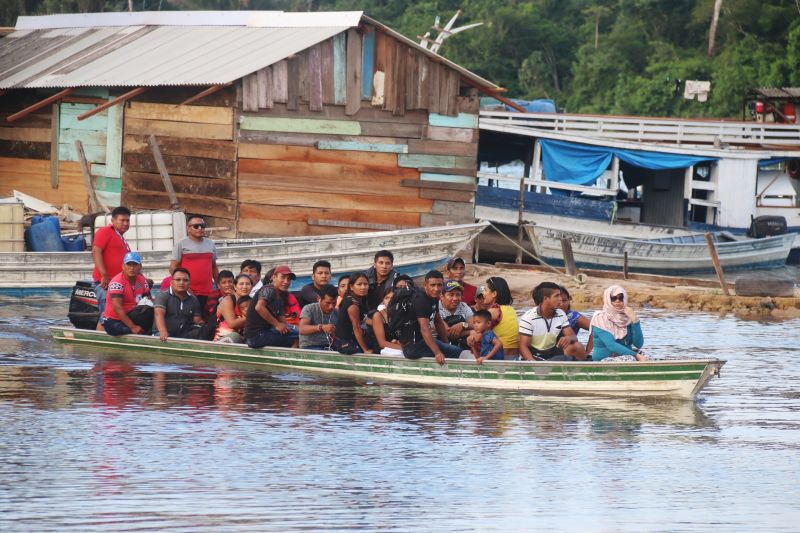 Jacareacanga vai receber a caravana do governo do estado "Por Todo o Pará"

FOTO: BRUNO CECIM / AGÊNCIA PARÁ
DATA: 08.07.2019
JACAREACANGA / PARÁ <div class='credito_fotos'>Foto: Bruno Cecim / Ag.Pará   |   <a href='/midias/2019/originais/2871_photoeditor_20190708_192327297.jpg' download><i class='fa-solid fa-download'></i> Download</a></div>