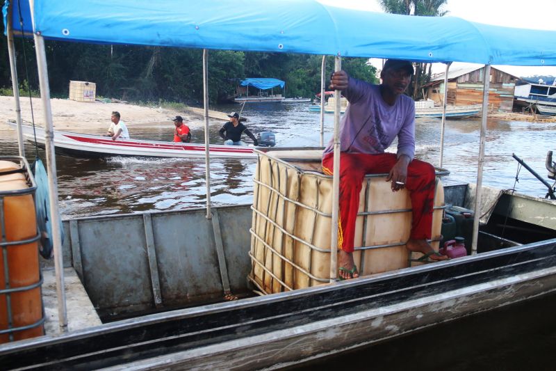 Jacareacanga vai receber a caravana do governo do estado "Por Todo o Pará"

FOTO: BRUNO CECIM / AGÊNCIA PARÁ
DATA: 08.07.2019
JACAREACANGA / PARÁ <div class='credito_fotos'>Foto: Bruno Cecim / Ag.Pará   |   <a href='/midias/2019/originais/2871_photoeditor_20190708_193318490.jpg' download><i class='fa-solid fa-download'></i> Download</a></div>