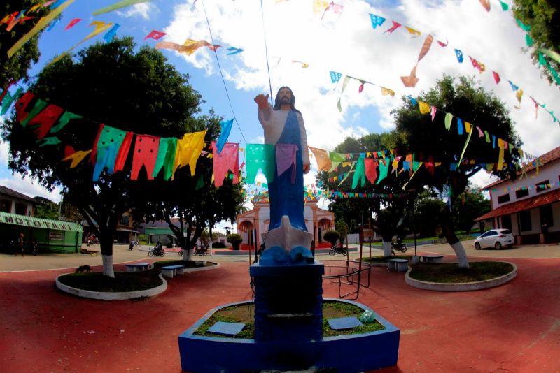 PORTO DE MOZ VAI RECEBER A CARAVANA DO ESTADO " POR TODO O PARÁ" NO DIA 11 DE JULHO.


FOTO: RICARDO AMANAJÁS / AGÊNCIA PARÁ
DATA: 10.07.2019
PORTO DE MOZ - PARÁ <div class='credito_fotos'>Foto: Ricardo Amanajás / Ag. Pará   |   <a href='/midias/2019/originais/2884__mg_2648.jpg' download><i class='fa-solid fa-download'></i> Download</a></div>