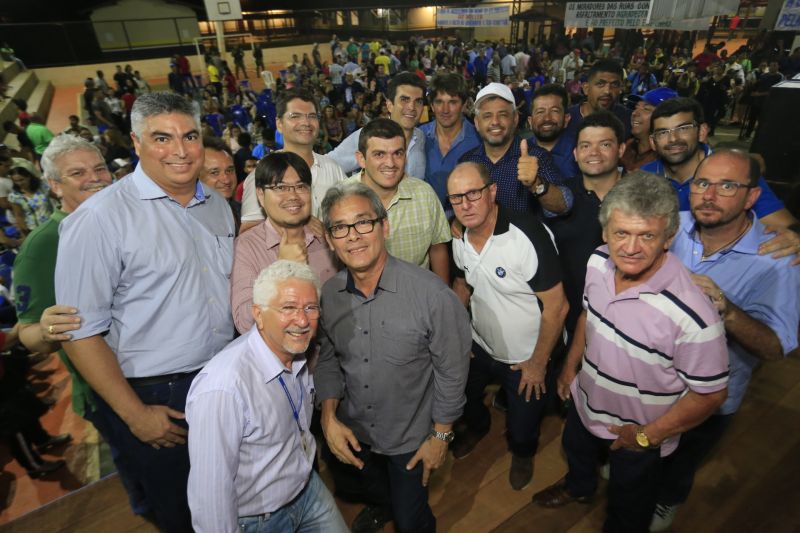 ASSINATURA DA ORDEM DE SERVIÇO DE PAVIMENTAÇÃO , DRENAGEM e  INAUGURAÇÃO DA ESCOLA FRANCISCA GOMES.

FOTO: MARCELO SEABRA / AGÊNCIA PARÁ
DATA: 10.07.2019
MEDICILÂNDIA - PARÁ <div class='credito_fotos'>Foto: Marcelo Seabra / Ag. Pará   |   <a href='/midias/2019/originais/2890_20190710193510__mg_9971.jpg' download><i class='fa-solid fa-download'></i> Download</a></div>