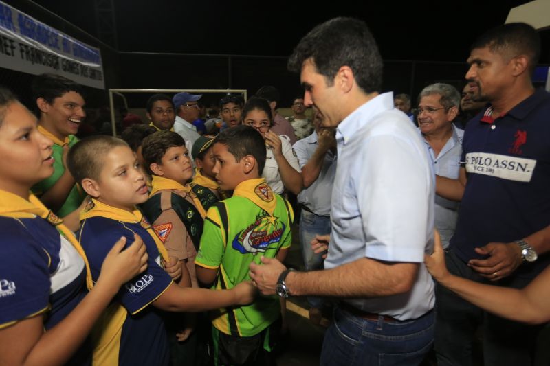 ASSINATURA DA ORDEM DE SERVIÇO DE PAVIMENTAÇÃO , DRENAGEM e  INAUGURAÇÃO DA ESCOLA FRANCISCA GOMES.

FOTO: MARCELO SEABRA / AGÊNCIA PARÁ
DATA: 10.07.2019
MEDICILÂNDIA - PARÁ <div class='credito_fotos'>Foto: Marcelo Seabra / Ag. Pará   |   <a href='/midias/2019/originais/2890_20190710193922__mg_9986.jpg' download><i class='fa-solid fa-download'></i> Download</a></div>