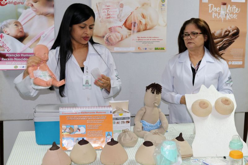 A Santa Casa capacitou, no período de 9 a 12 de julho, mais de 80 profissionais de saúde da própria maternidade e de outros quatro hospitais de Belém e Região Metropolitana em aulas teóricas e práticas sobre o Método Canguru. <div class='credito_fotos'>Foto: ASCOM / SANTA CASA   |   <a href='/midias/2019/originais/2913_canguruselect2.jpg' download><i class='fa-solid fa-download'></i> Download</a></div>