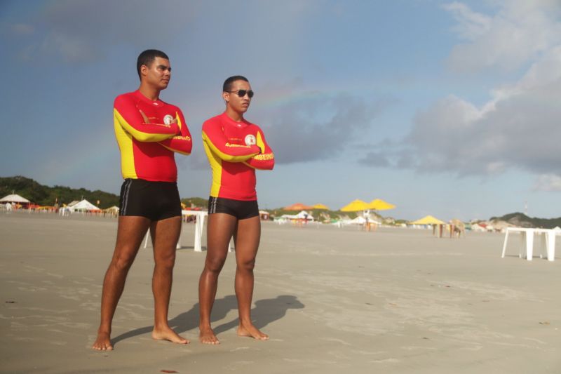 Sistema de segurança reduz ação de assaltantes na Pária do Farol velho em Salinas - Pará
Verão 2019


FOTO: BRUNO CECIM / AGÊNCIA PARÁ
DATA: 13.07.2019
SALINAS - PARÁ <div class='credito_fotos'>Foto: Bruno Cecim / Ag.Pará   |   <a href='/midias/2019/originais/2915_photoeditor_20190713_132536352-2160x1440.jpg' download><i class='fa-solid fa-download'></i> Download</a></div>