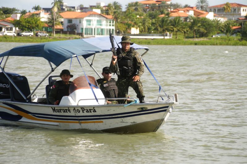 Sistema de segurança reduz ação de assaltantes na Pária do Farol velho em Salinas - Pará
Verão 2019


FOTO: BRUNO CECIM / AGÊNCIA PARÁ
DATA: 13.07.2019
SALINAS - PARÁ <div class='credito_fotos'>Foto: Bruno Cecim / Ag.Pará   |   <a href='/midias/2019/originais/2915_photoeditor_20190713_173208561-2160x1440.jpg' download><i class='fa-solid fa-download'></i> Download</a></div>
