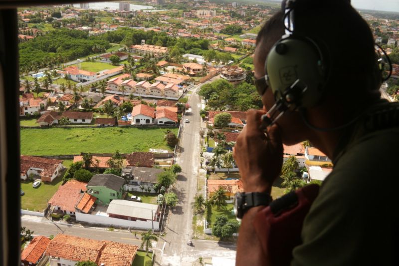 OPERAÇÃO VERÃO EM SALINAS -  MOVIMENTAÇÃO DE DOMINGO - FOTOS AÉREAS.

FOTO: BRUNO CECIM / AGÊNCIA PARÁ
DATA: 14.07.2019
SALINAS - PARÁ <div class='credito_fotos'>Foto: Bruno Cecim / Ag.Pará   |   <a href='/midias/2019/originais/2916_photoeditor_20190714_140324573-2160x1440.jpg' download><i class='fa-solid fa-download'></i> Download</a></div>
