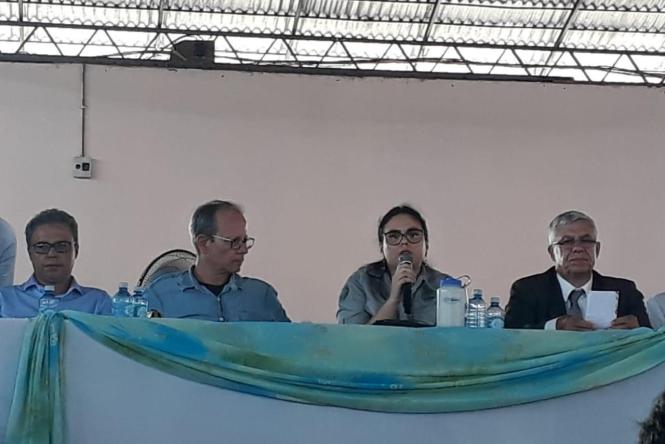 Considerando o rompimento das barragens de rejeitos em Minas Gerais (Mariana e Brumadinho), a Prefeitura de Oriximiná (PA) convidou a Mineração Rio do Norte (MRN) para esclarecer, em audiência pública realizada na sexta-feira (9), as condições das barragens e tanques de rejeitos existentes no município do oeste paraense. 

FOTO: DIVULGAÇÃO
DATA: 09.02.2019
Oriximiná - PARÁ
 <div class='credito_fotos'>Foto: Divulgação   |   <a href='/midias/2019/originais/2aec95d8-a436-4e93-aaad-a26d557d80da.jpg' download><i class='fa-solid fa-download'></i> Download</a></div>