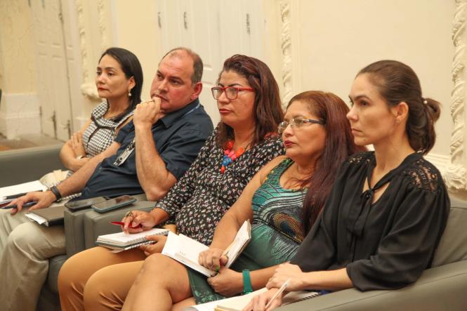 Sejudh debate ações no combate ao trabalho escravo e tráfico de pessoas.

Foto: Wagner Almeida / Ascom Sejudh
Data: 18.01.2019
Belém / Pa <div class='credito_fotos'>Foto: Wagner Almeida/ Ascom Sejudh   |   <a href='/midias/2019/originais/2b12b5be-90dc-4b18-a4ed-159a4a714ed2.jpg' download><i class='fa-solid fa-download'></i> Download</a></div>