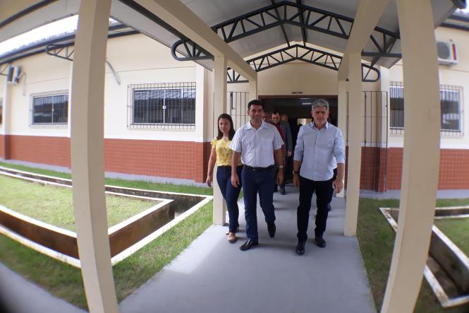  O novo programa será orientado ao empreendedorismo, às novas tecnologias e à inovação. A transição será iniciada na Escola de Ensino Técnico Dr. Celso Malcher, instalada no Parque de Ciência e Tecnologia Guamá, no bairro Terra Firme.


FOTO:DIVULGAÇÃO
BELÉM PARA
DATA: 25.01.2019
 <div class='credito_fotos'>Foto: Divulgação   |   <a href='/midias/2019/originais/3073a128-a204-4cda-a0c8-acf1347a5cc0.jpg' download><i class='fa-solid fa-download'></i> Download</a></div>