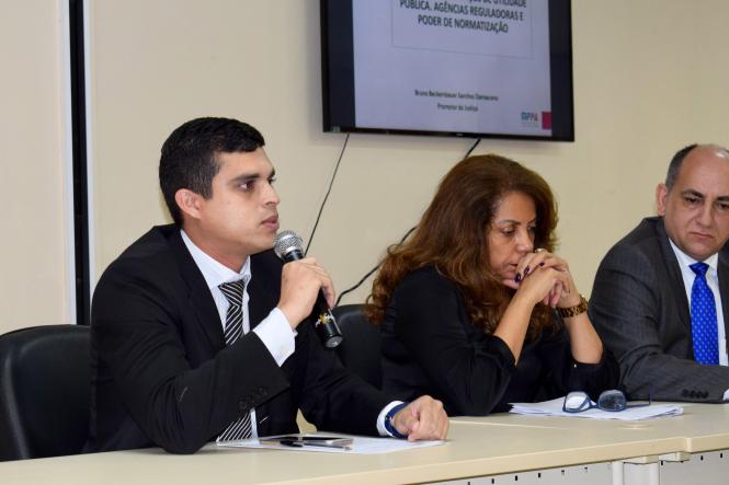 Sem Descrição <div class='credito_fotos'>Foto: Wagner Almeida/ Ascom Sejudh   |   <a href='/midias/2019/originais/31c702ad-6fb9-4118-a166-a16aa85febb6.jpg' download><i class='fa-solid fa-download'></i> Download</a></div>