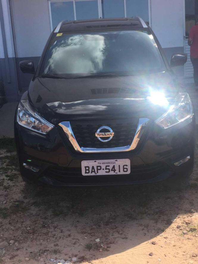 A Polícia Civil do Pará apresentou, nesta quarta-feira (30), na sede da Divisão de Repressão ao Crime Organizado (DRCO), dois suspeitos de envolvimento em fraudes na venda de carros alugados, em Belém. Frank William Pereira Pacheco e Francisco Nilton Bezerra Farias Junior são apontados como integrantes de um esquema que incluía desde furtos e recepção de veículos furtados, até a falsificação de documentos públicos, uso de documentos falsos e crime de estelionato na locação de veículos furtados.

FOTO: ASCOM PC
DATA: 30.01.2019
BELÉM - PARÁ <div class='credito_fotos'>Foto: Ascom / Polícia Civil   |   <a href='/midias/2019/originais/3339f020-d476-4f10-9eb5-4c72d7590e1a.jpg' download><i class='fa-solid fa-download'></i> Download</a></div>