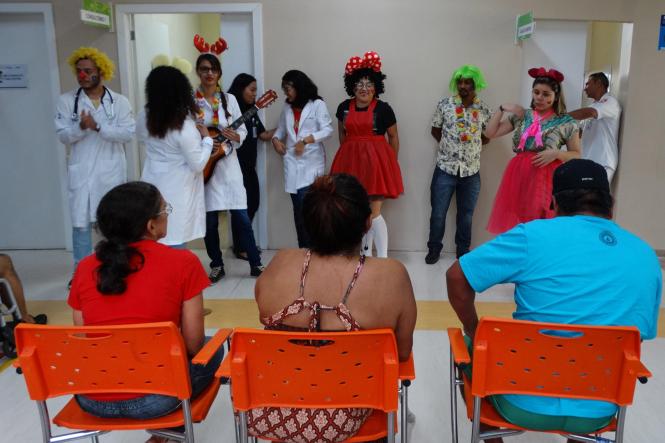 A alegria proporcionada pela visita dos voluntários do grupo “Voluntarização” trouxe uma mensagem de esperança e saúde ao Hospital Galileu.

FOTO: ASCOM /  HPEG   
DATA: 15.02.2019
BELÉM - PARÁ
 <div class='credito_fotos'>Foto: ASCOM / HPEG   |   <a href='/midias/2019/originais/3c90d583-c046-4eba-8e3c-2c5134409845.jpg' download><i class='fa-solid fa-download'></i> Download</a></div>