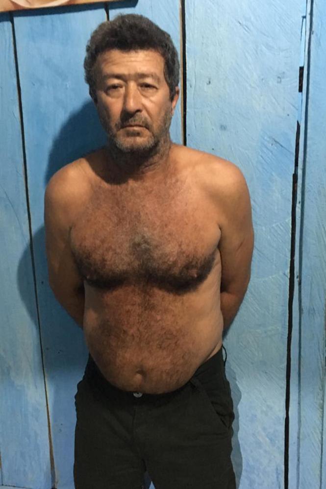 Nesta quarta-feira (27), a Operação Dionísio, realizada pela Polícia Civil do Pará, resultou na prisão de 10 pessoas no interior do Estado, nos municípios de Altamira (oeste paraense), com cinco presos; Redenção (no sudeste), três presos; Óbidos (no oeste), um preso, e Santo Antônio do Tauá (no nordeste), também com um preso. Eles respondem pelos crimes de tráfico de drogas, associação para o tráfico, porte ilegal de armas de fogo, homicídio e estupro.

FOTO: ASCOM / POLICIA CIVIL
DATA: 28.02.2019
BELÉM - PARÁ <div class='credito_fotos'>Foto: Divulgação / Policia Civil - Pará   |   <a href='/midias/2019/originais/3f2e01e6-ebb5-47cd-8003-c0e346d0bfb8.jpg' download><i class='fa-solid fa-download'></i> Download</a></div>