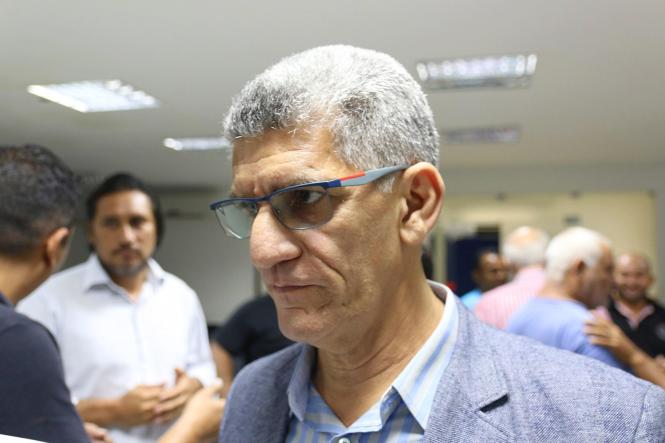 Gestores do Departamento de Trânsito do Estado (Detran), Núcleo de Gerenciamento de Transporte Metropolitano (NGTM), Conselho Estadual de Trânsito (CETRAN) e Polícia Militar se reuniram com representantes da categoria dos caminhoneiros com objetivo de esclarecer dúvidas sobre o decreto que limita o fluxo de caminhões nos primeiros 18 quilômetros da BR-316 por conta das obras de requalificação da rodovia.

FOTO: ASDECOM  DETRAN
DATA: 18.02.2019 <div class='credito_fotos'>Foto: ASDECOM / DETRAN   |   <a href='/midias/2019/originais/3f7e2305-a8ae-4249-82c7-eaef06bdbcff.jpg' download><i class='fa-solid fa-download'></i> Download</a></div>