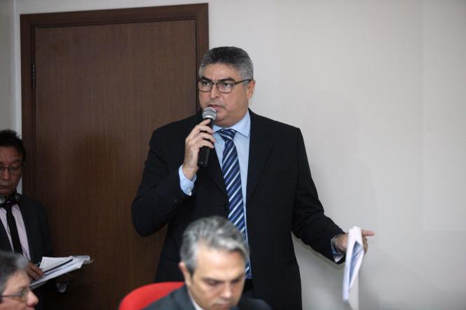 A Secretaria de Estado de Planejamento e Administração (Seplan) e a Secretaria de Estado da Fazenda (Sefa) apresentaram, em audiência pública realizada na tarde desta terça-feira (19), o balanço das despesas e receitas do Estado, no que se refere às metas fiscais do 3º quadrimestre de 2018. Os números foram apresentados no plenário da Comissão de Fiscalização Financeira e Orçamentária da Assembleia Legislativa do Estado do Pará (Alepa). Dentre os indicadores apontados, percebeu-se que, no período analisado, a receita corrente líquida do Estado apresentou um aumento de 25%, enquanto as despesas de custeio tiveram aumento 50%, gerando um déficit fiscal para o Estado.

FOTO: JADER PAES / AGÊNCIA PARÁ
DATA: 19.02.2019
BELÉM - PA <div class='credito_fotos'>Foto: JADER PAES / AGÊNCIA PA   |   <a href='/midias/2019/originais/4199a7d5-0a92-46e6-8d36-1368f0a2f77d.jpg' download><i class='fa-solid fa-download'></i> Download</a></div>