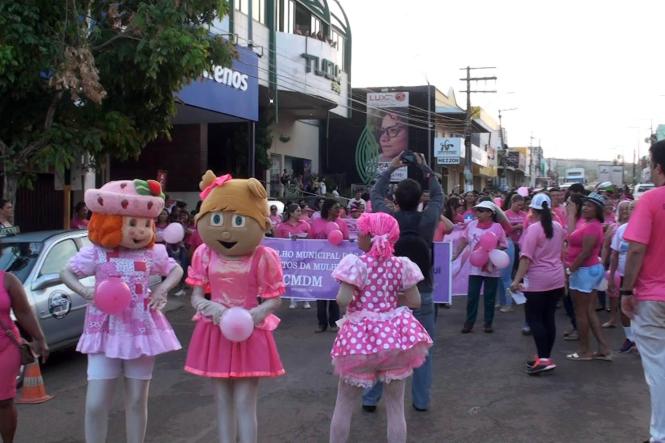 A Unidade de Alta Complexidade em Oncologia Dr. Vítor Moutinho – Unacon Tucuruí, no sudeste paraense, realiza todos anos ações de interação, orientação e conscientização voltadas para o bem estar da  comunidade, usuários e acompanhantes com repasse de informações sobre prevenção de várias patologias, sobretudo, as oncológicas.

FOTO: ASCOM SESPA
DATA: 15.01.2019
TUCURUÍ - PARÁ <div class='credito_fotos'>Foto: ASCOM SESPA   |   <a href='/midias/2019/originais/4270f028-ff5c-49e0-bde7-e8d53b07d4e2.jpg' download><i class='fa-solid fa-download'></i> Download</a></div>