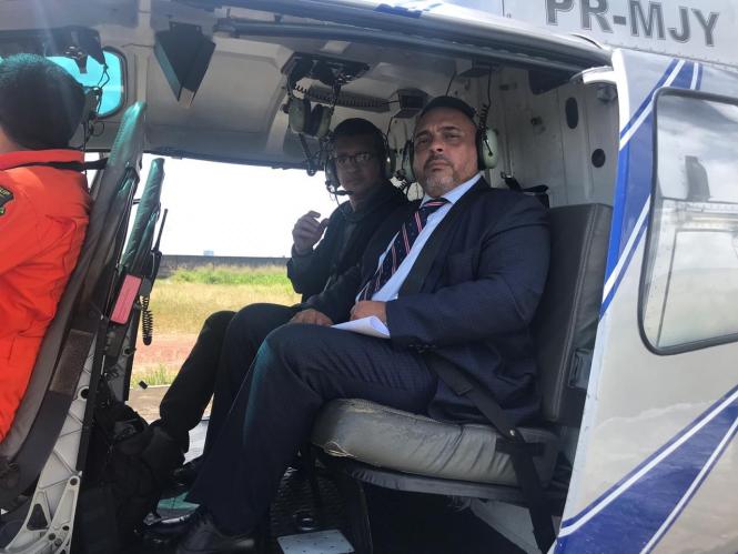 O balanço final das revistas realizadas em 19 casas penais do Estado, durante a segunda-feira (14), aponta a apreensão de 79 celulares, 115 armas brancas, uma arma de fogo, 66 garrafas de bebidas alcoólicas e dois rádios de comunicação, além de drogas. A ação fez parte da Operação Opus, realizada pela Superintendência do Sistema Penitenciário do Estado (Susipe), com apoio da Polícia Militar, que destacou mais de 300 homens para as ações e, só para Marituba e Santa Izabel, 128 policiais. As revistas foram simultâneas em todas as casas penais atendidas com as ações.

FOTO: AKIRA ONUMA/SUSIPE
DATA: 15.01.2019
BELÁM - PARÁ <div class='credito_fotos'>Foto: Akira Onuma / Ascom Susipe   |   <a href='/midias/2019/originais/42716235-3395-4ea8-96b9-54ebbb488148.jpg' download><i class='fa-solid fa-download'></i> Download</a></div>