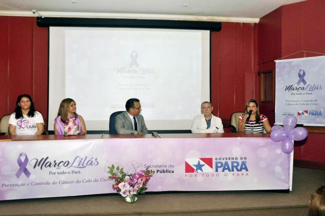 Cerca de 200 profissionais de saúde, maioria da Atenção Básica de Saúde, participaram, nesta quinta-feira (21), no auditório do Hospital Ophir Loyola (HOL), do Seminário Técnico sobre Detecção, Diagnóstico Precoce e Tratamento do Câncer de Colo do Útero. O objetivo foi atualizar os profissionais sobre as Diretrizes Brasileiras para o Rastreamento e Controle do Câncer do Colo do Útero, cuja última edição foi lançada em 2018, pelo Ministério da Saúde.

FOTO:  JOSÉ PANTOJA / ASCOM SESPA
DATA: 21.03.2019
BELÉM - PA <div class='credito_fotos'>Foto: José Pantoja/ Sespa   |   <a href='/midias/2019/originais/462c18ec-2c5e-4269-99b8-a4e54a68f708.jpg' download><i class='fa-solid fa-download'></i> Download</a></div>