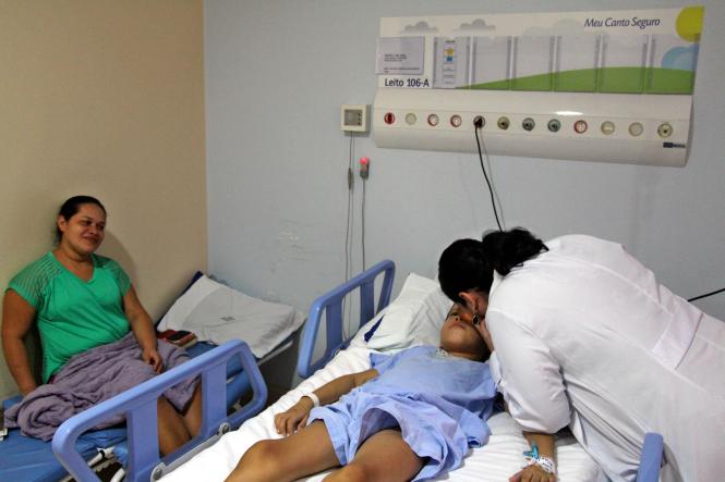 Com apenas três anos de funcionamento, o Hospital Oncológico Infantil Octávio Lobo, em Belém (PA), encerrou o ano de 2018 com importantes resultados alcançados. Referência para o diagnóstico e tratamento especializado do câncer infantojuvenil na região norte, a Unidade realizou 328.583 atendimentos, resultado 20% superior ao obtido em 2017 e ainda se tornou o primeiro hospital público de câncer infantojuvenil certificado com o selo ONA 2. 

FOTO:DIVULGAÇÃO
DATA:17.01.2019
BELÉM-PARÁ <div class='credito_fotos'>Foto: Divulgação   |   <a href='/midias/2019/originais/4da256cb-f593-498e-967e-cb415c03b050.jpg' download><i class='fa-solid fa-download'></i> Download</a></div>