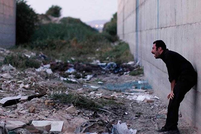 O documentário "Carvana: Como Se Faz Um Malandro", de Lulu Corrêa, mostra os 60 anos de carreira do inconfundível Hugo Carvana, por ele mesmo narrado. Conta a história do jovem estudante de teatro, que iniciou sua carreia no cinema através de pequenos papéis nas icônicas pornochancadas e se consagrou como ator no cinema novo. Através de imagens raras disponibilizadas por artistas como Lulu de Barros e Glauber Rocha, Carvana é visto pela primeira vez de maneira transparente, sem apelos publicitários.

FOTO: DIVULGAÇÃO 
DATA: 09.01.2019
BELÉM - PARÁ <div class='credito_fotos'>Foto: Divulgação   |   <a href='/midias/2019/originais/4ea8ba55-dfe5-4c16-b8f1-84979a756103.jpg' download><i class='fa-solid fa-download'></i> Download</a></div>