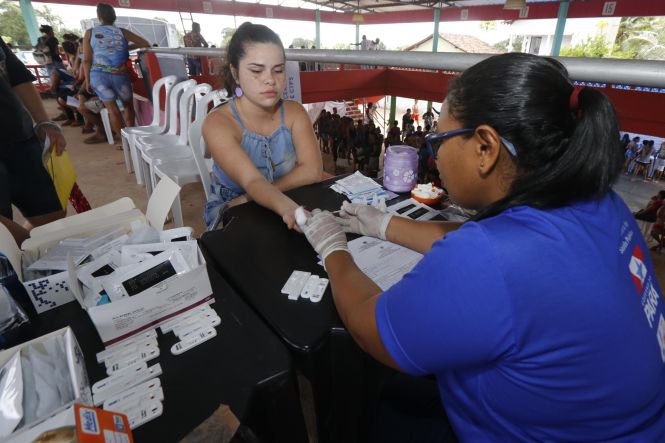 O município de São João de Pirabas, localizado na região do salgado, completou nesta sexta-feira (10), 31 anos. Durante todo o dia a programação foi diversificada, com torneios esportivos, brincadeiras e Ação de Cidadania com inúmeros benefícios a população. A ação que ocorre desde sábado (04), é uma realização do Governo do Estado, através da Secretaria de Estado de Articulação da Cidadania (SEAC), Fundação Parápaz, Secretaria de Estado de Saúde e demais órgãos.

FOTO: MARCELO SEABRA / AGÊNCIA PARÁ
DATA: 10.05.2019
PIRABAS - PARÁ <div class='credito_fotos'>Foto: Marcelo Seabra / Ag. Pará   |   <a href='/midias/2019/originais/506b2803-3d09-42ba-9e86-e3b17607ae19.jpg' download><i class='fa-solid fa-download'></i> Download</a></div>