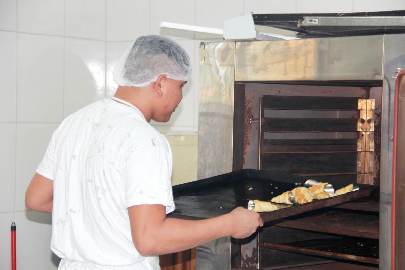  <div class='credito_fotos'>Foto: ALBERTO PASSOS/ ASCOM FASEPA    |   <a href='/midias/2019/originais/5219_visitadarepresentantedocnj-fotoalbertopassos_ascomfasepa_02.jpg' download><i class='fa-solid fa-download'></i> Download</a></div>