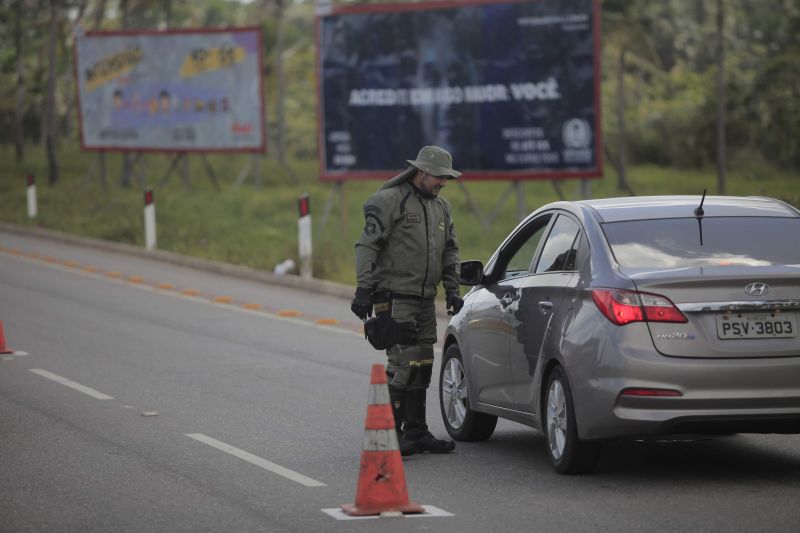 Fiscalização do Detran em Salinas.

FOTO: MAYCON NUNES / AGÊNCIA PARÁ
DATQ: 27.07.2019
SALINAS - PARÁ <div class='credito_fotos'>Foto: Maycon Nunes / Ag. Pará   |   <a href='/midias/2019/originais/5224__mg_8489.jpg' download><i class='fa-solid fa-download'></i> Download</a></div>