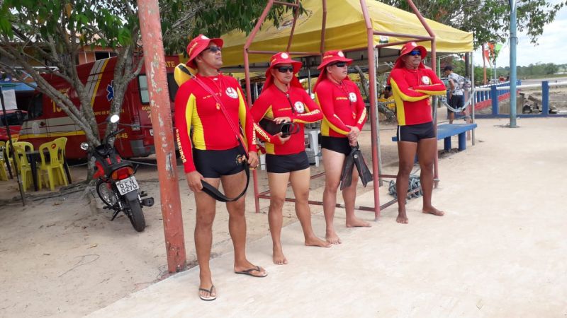 OPERAÇÃO VERÃO 2019: BOMBEIROS FAZEM PREVENÇÃO EM ABAETETUBA.

FOTO: ASCOM / CBMPA
DATA: 28.07.2019
ABAETETUBA - PARÁ <div class='credito_fotos'>Foto: ASCOM / CBMPA   |   <a href='/midias/2019/originais/5225_img-20190727-wa0122.jpg' download><i class='fa-solid fa-download'></i> Download</a></div>