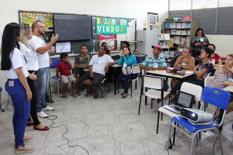 Cursos e palestras mostram novas perspectivas a jovens e adultos