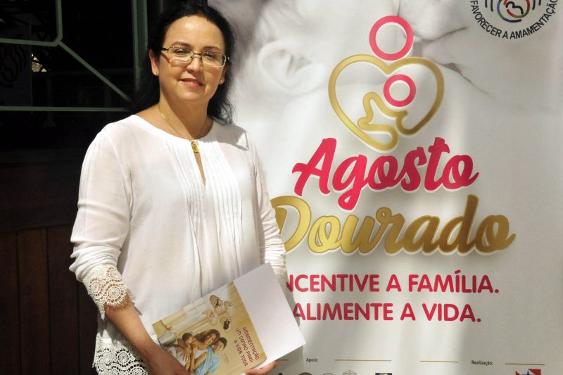 “Incentive a Família. Alimente a Vida" é o tema da campanha “Agosto Dourado”, mês dedicado à intensificação das ações de promoção, proteção e apoio à amamentação. Organizada pela Secretaria de Estado de Saúde Pública (Sespa), a iniciativa é resultado de uma articulação entre órgãos públicos e entidades de promoção à saúde feminina e foi lançada nesta quarta-feira (7), no teatro Estação Gasômetro, em Belém. <div class='credito_fotos'>Foto: José Pantoja / Ascom Sespa   |   <a href='/midias/2019/originais/5264_agostodourado004.jpg' download><i class='fa-solid fa-download'></i> Download</a></div>
