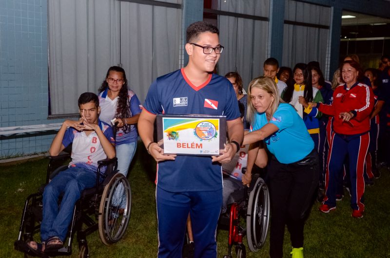 Abertura do 12º Jogos Paraolímpicos Estudantis de 2019 <div class='credito_fotos'>Foto: Eliseu Dias / Ascom Seduc   |   <a href='/midias/2019/originais/5265_aberturadosjogosparaolimpicosescolares-eliseudias10.jpg' download><i class='fa-solid fa-download'></i> Download</a></div>