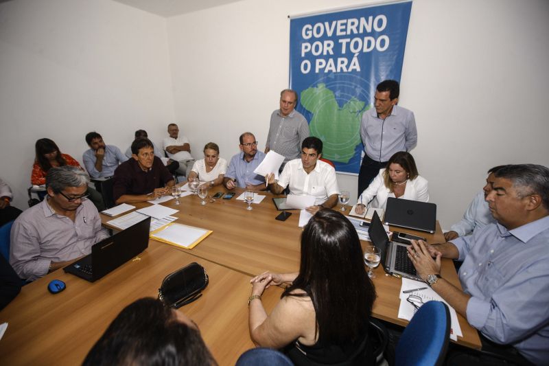 CURRALINHO “Dedicação, empenho e esforço político. O Governador está fazendo o que prometeu, um governo presente, atuando por todos os municípios do Pará”, disse Alda Aires, prefeita de Curralinho. <div class='credito_fotos'>Foto: Maycon Nunes / Ag. Pará   |   <a href='/midias/2019/originais/5274_05.jpg' download><i class='fa-solid fa-download'></i> Download</a></div>
