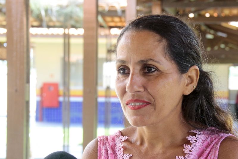 Ato de Entrega da Reforma e Ampliação da EEEM Dr. Sérgio Mota <div class='credito_fotos'>Foto: Ricardo Amanajás / Ag. Pará   |   <a href='/midias/2019/originais/5281_05.jpg' download><i class='fa-solid fa-download'></i> Download</a></div>