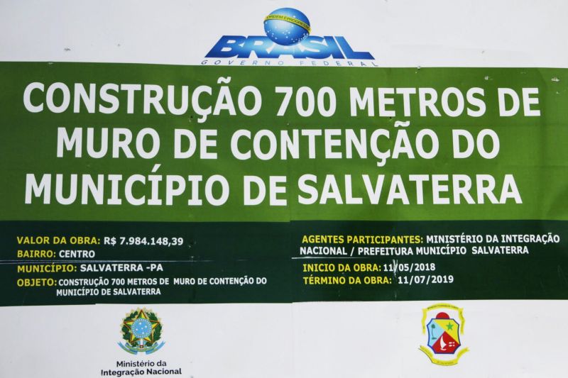 Obra do mudo de contenção da Praia Grand,Salvaterra. <div class='credito_fotos'>Foto: Bruno Cecim / Ag.Pará   |   <a href='/midias/2019/originais/5283_001.jpg' download><i class='fa-solid fa-download'></i> Download</a></div>
