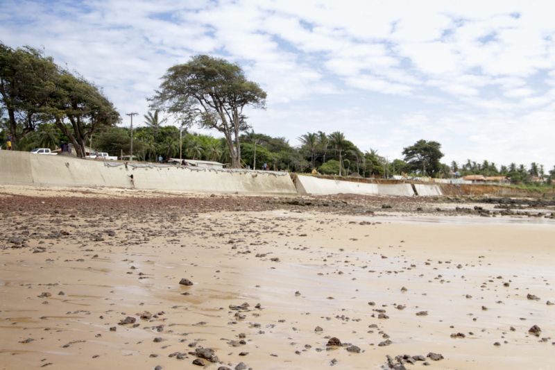 Obra do mudo de contenção da Praia Grand,Salvaterra. <div class='credito_fotos'>Foto: Bruno Cecim / Ag.Pará   |   <a href='/midias/2019/originais/5283_005.jpg' download><i class='fa-solid fa-download'></i> Download</a></div>