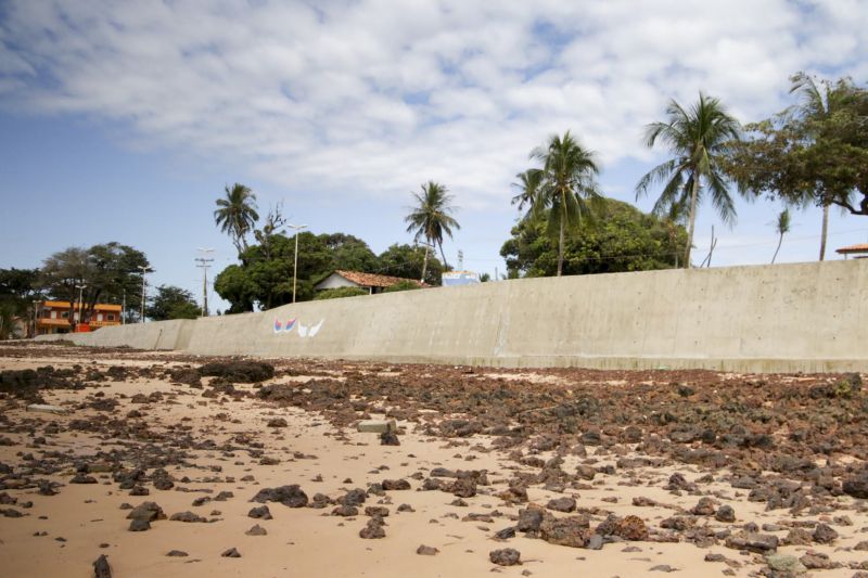 Obra do mudo de contenção da Praia Grand,Salvaterra. <div class='credito_fotos'>Foto: Bruno Cecim / Ag.Pará   |   <a href='/midias/2019/originais/5283_006.jpg' download><i class='fa-solid fa-download'></i> Download</a></div>