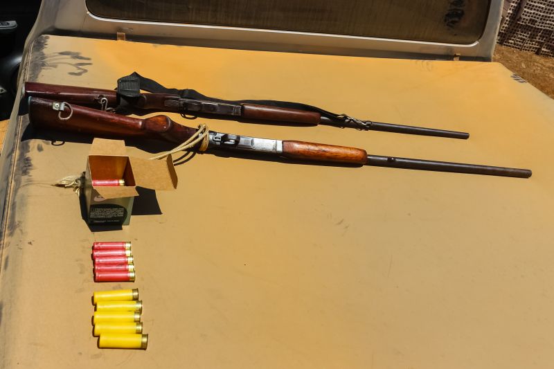 O Governo do Pará vem intensificando o combate ao desmatamento ilegal. Nos últimos cinco dias, equipes da Secretaria de Estado de Meio Ambiente e Sustentabilidade (Semas), em parceria com o Batalhão de Polícia Ambiental (BPA), da Polícia Militar, percorreram 620 quilômetros em cinco municípios. A força-tarefa seguiu de Moju a Tailândia, no sudeste, e de Altamira a Senador José Porfírio, terminando em Anapu, no oeste. <div class='credito_fotos'>Foto: Ronan Frias / Semas   |   <a href='/midias/2019/originais/5289_img_6030.jpg' download><i class='fa-solid fa-download'></i> Download</a></div>