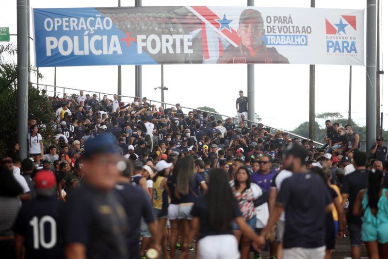 O Estádio Olímpico do Pará/EOP, o Mangueirão, em Belém, recebe o jogo entre os clubes do Remo (PA) e do São José (RS), nesta sexta-feira (16), às 20 horas, em partida válida pela 17ª rodada do Campeonato Brasileiro de Futebol da Série C. Para o evento serão mobilizados 300 policiais militares, 53 bombeiros e 20 guardas municipais para garantir a segurança do público. <div class='credito_fotos'>Foto: ARQUIVO / AG. PARÁ   |   <a href='/midias/2019/originais/5297_0e7c4dd0-2a8a-4aef-8057-1372eac2d7c2.jpg' download><i class='fa-solid fa-download'></i> Download</a></div>