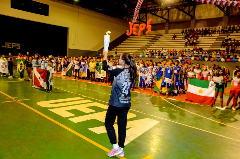  <div class='credito_fotos'>Foto: Rai Pontes / Ascom Seduc   |   <a href='/midias/2019/originais/5304_rosanamachado.jpg' download><i class='fa-solid fa-download'></i> Download</a></div>