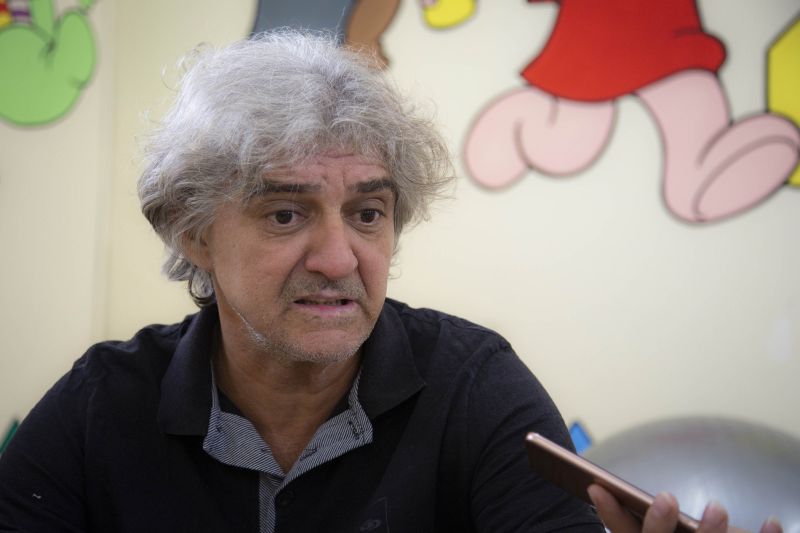 InauguraÃ§Ã£o da Brinquedoteca Prof.a Maria Edinir Alves Bezerra, na manhÃ£ desta sexta-feira, 23 de agosto, no Campus da Universidade do Estado do ParÃ¡ (Uepa) em SÃ£o Miguel do GuamÃ¡. A cerimÃ´nia de abertura teve em sua programaÃ§Ã£o a contaÃ§Ã£o de histÃ³rias do projeto ReciclÃ©ia e a participaÃ§Ã£o de crianÃ§as do Centro de EducaÃ§Ã£o Infantil Nossa Senhora de NazarÃ©.

 

FOTO: NAILANA THIELY

DATA: 23.08.19

SÃƒO MIGUEL DO GUAMÃ - PARÃ <div class='credito_fotos'>Foto: Nailana Thiely / Ascom Uepa   |   <a href='/midias/2019/originais/5342_23.08.19saomigueldoguamainauguracaobrinquedotecauepa-fotonailanathiely_7.jpg' download><i class='fa-solid fa-download'></i> Download</a></div>