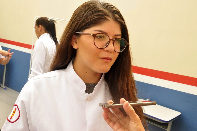 Beatriz Alves, acadêmica de Odontologia <div class='credito_fotos'>Foto: José Pantoja / Ascom Sespa   |   <a href='/midias/2019/originais/5446_beatrizalvesacademicadeodontologia.jpg' download><i class='fa-solid fa-download'></i> Download</a></div>