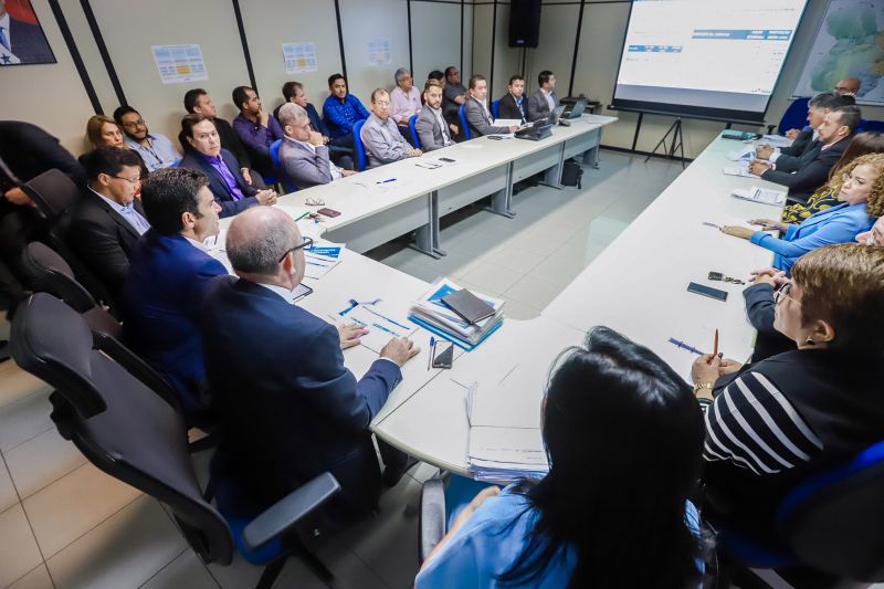 A receita total do Pará somou R$ 13,616 bilhões de janeiro a agosto de 2019, o que representa um crescimento real de 6,8%.  <div class='credito_fotos'>Foto: Marco Santos / Ag. Pará   |   <a href='/midias/2019/originais/5450_image00024.jpg' download><i class='fa-solid fa-download'></i> Download</a></div>