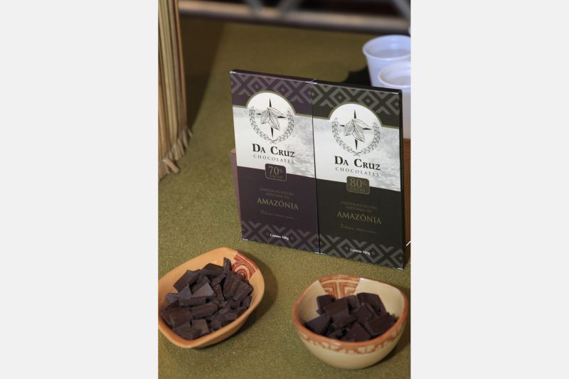  <div class='credito_fotos'>Foto: JADER PAES / AG. PARÁ   |   <a href='/midias/2019/originais/5463_feiradochocolatepolojoalheiro139.jpg' download><i class='fa-solid fa-download'></i> Download</a></div>