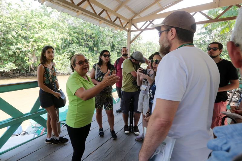  <div class='credito_fotos'>Foto: Alex Ribeiro / Ag. Pará   |   <a href='/midias/2019/originais/5471_festivaldochocolatevisitailhadocumbu-20190920_fotosalexribeiro0624.jpg' download><i class='fa-solid fa-download'></i> Download</a></div>