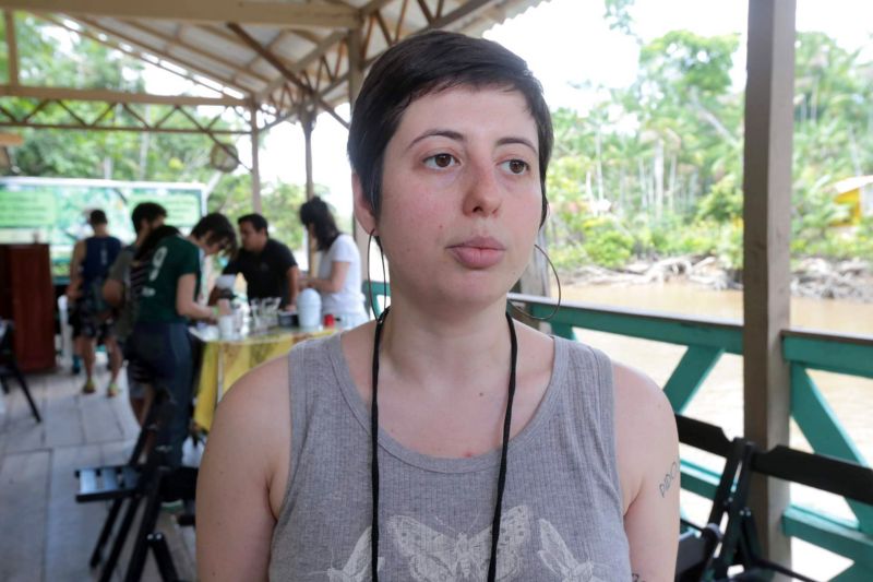 Flávia <div class='credito_fotos'>Foto: Alex Ribeiro / Ag. Pará   |   <a href='/midias/2019/originais/5471_festivaldochocolatevisitailhadocumbu-flafiaschiochet-20190920_fotosalexribeiro0643.jpg' download><i class='fa-solid fa-download'></i> Download</a></div>